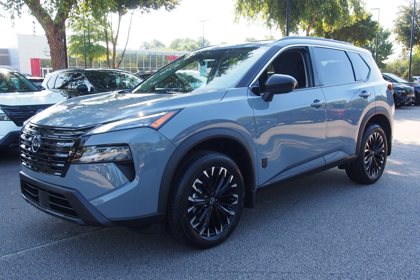 New 2026 Nissan Rogue Dark Armor FWD image 3