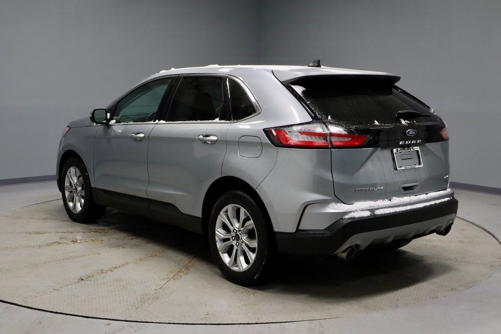 Certified 2024 Ford Edge Titanium image 9