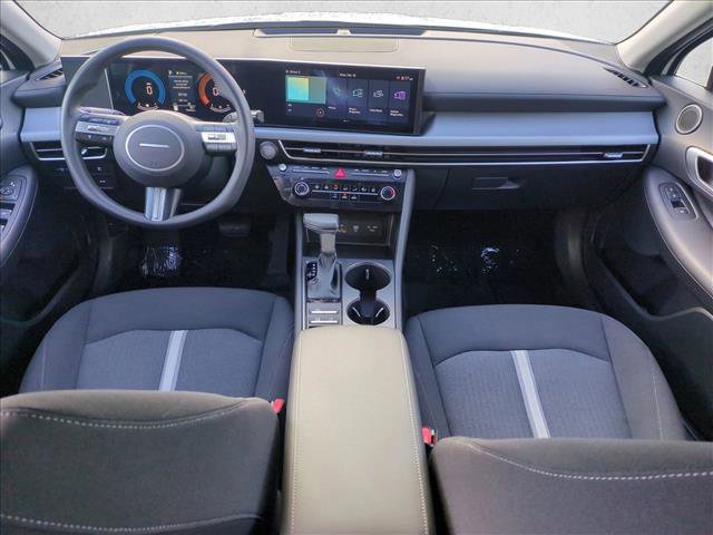 Certified 2025 Hyundai Sonata SE image 16