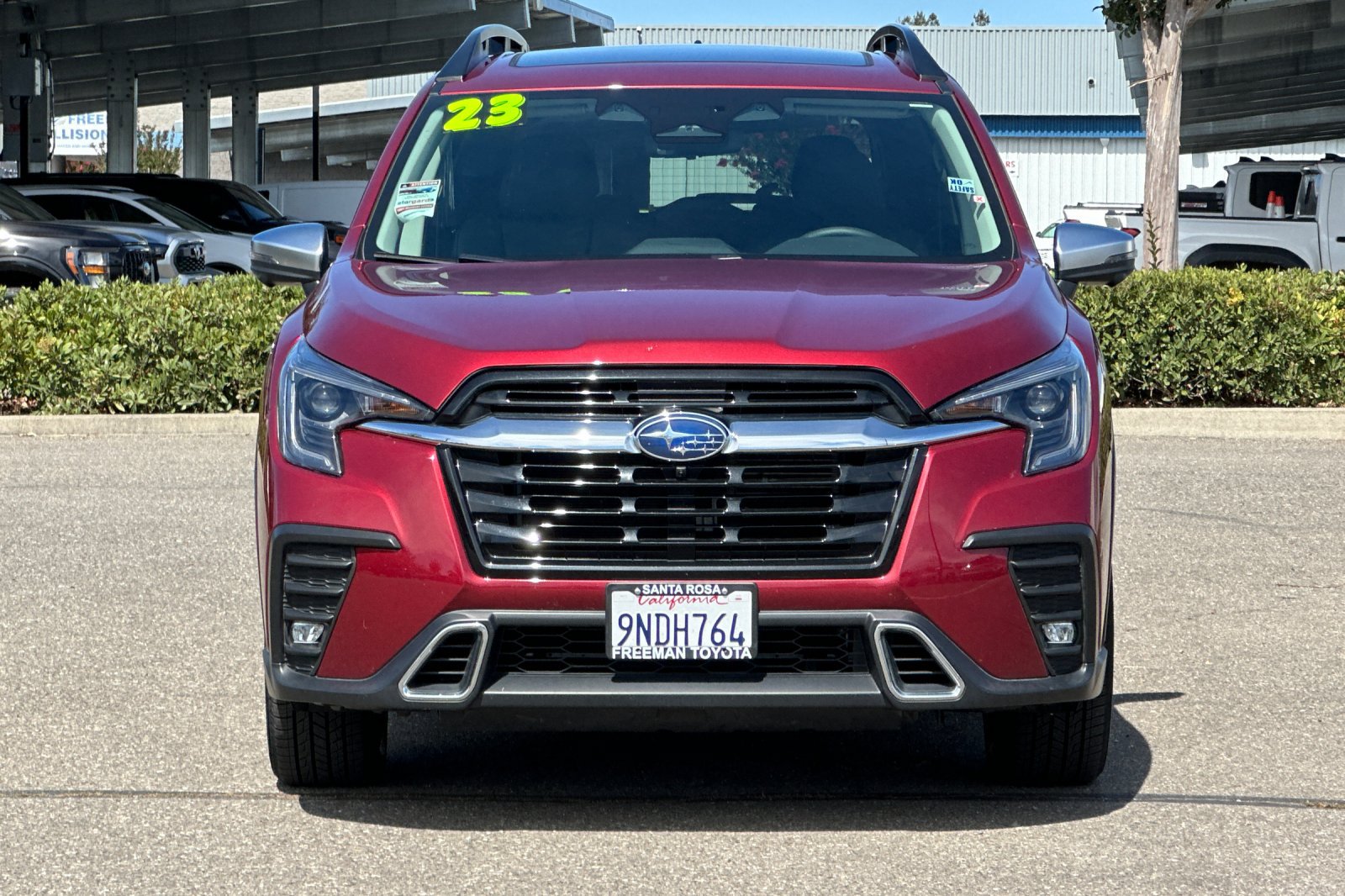 Used 2023 Subaru Ascent Touring AWD/4WD image 9