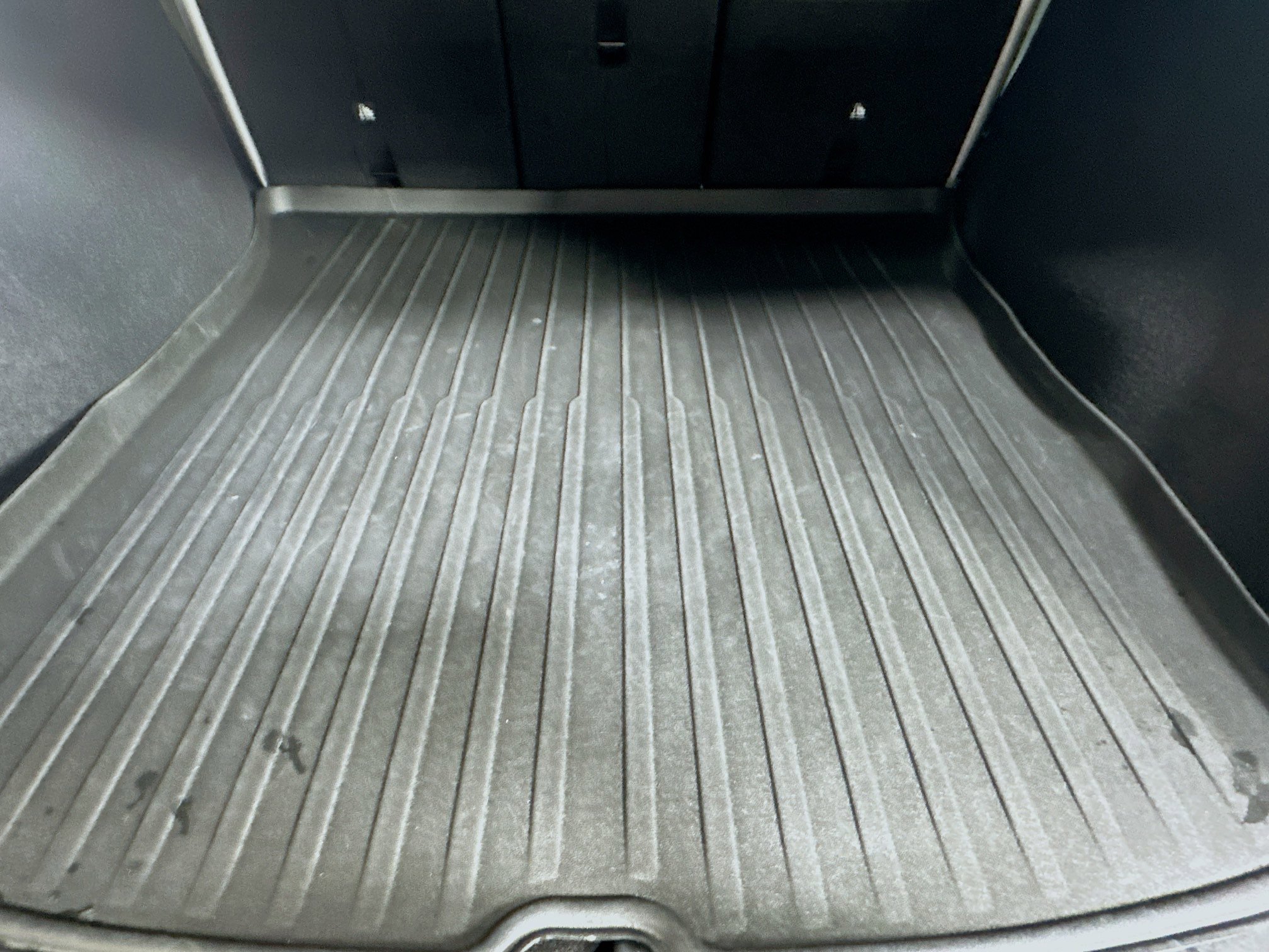 Used 2024 Tesla Model Y Long Range image 27