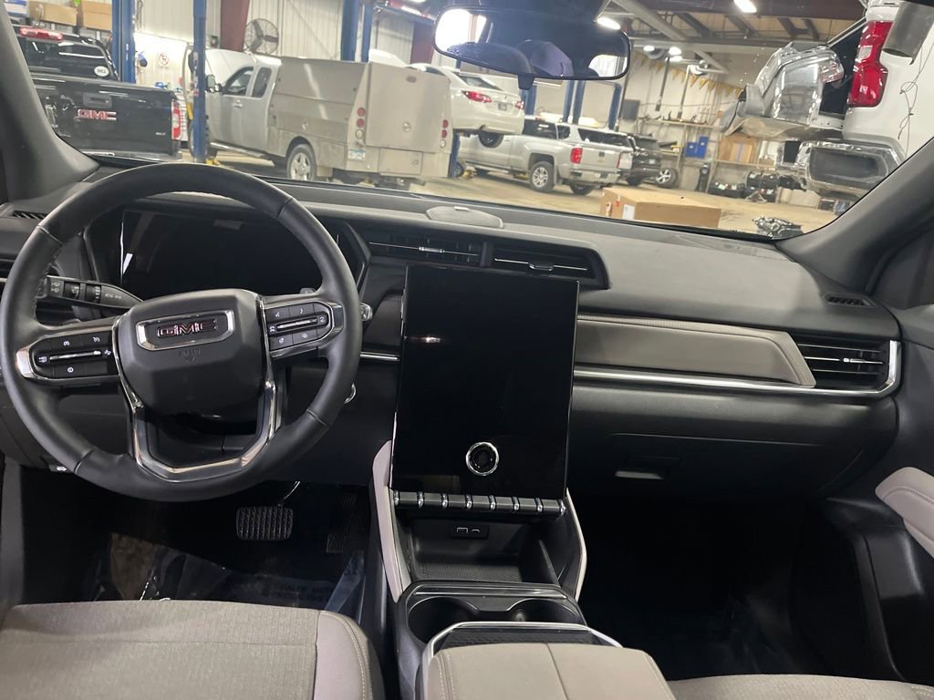 Used 2026 GMC Terrain Elevation image 13