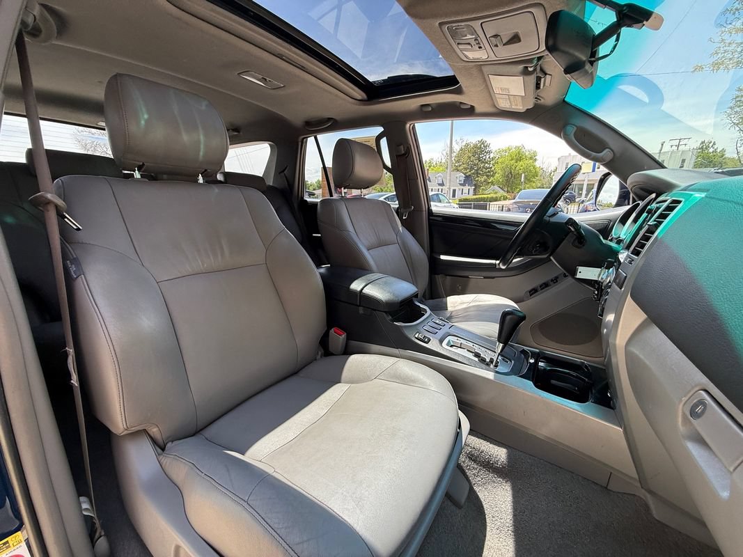 Used 2007 Toyota 4Runner Limited AWD/4WD image 4