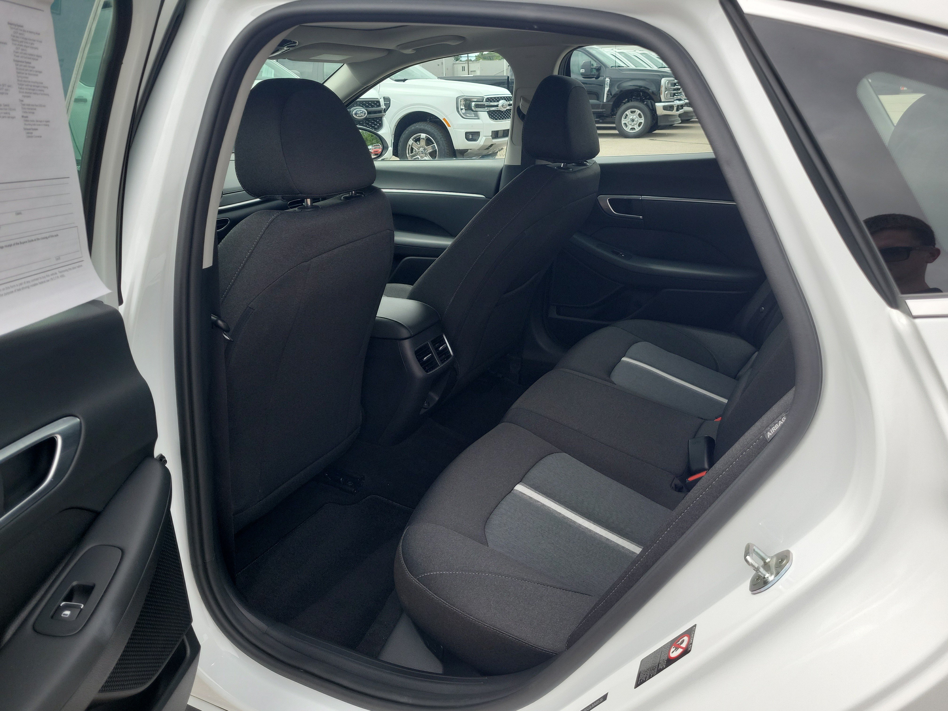 Used 2021 Hyundai Sonata SEL w/ Convenience Package FWD image 12