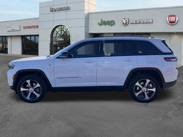 Used 2023 Jeep Grand Cherokee 4WD 4xe w/ Luxury Tech Group II image 4