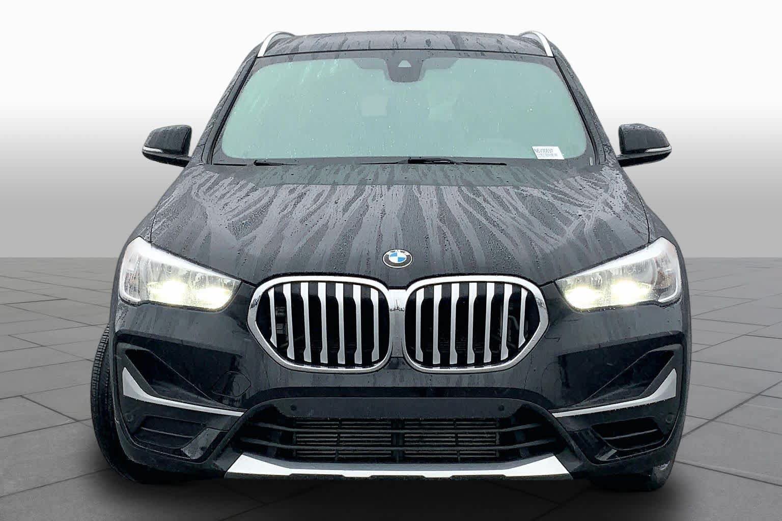 Used 2022 BMW X1 xDrive28i w/ Convenience Package AWD/4WD image 4
