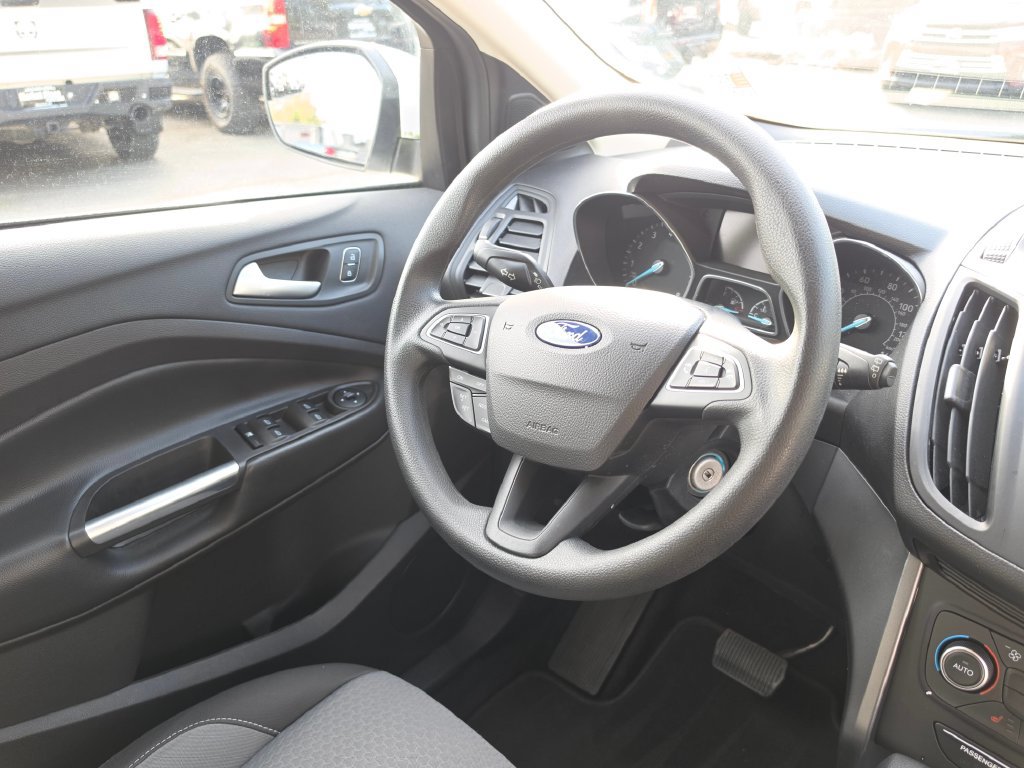 Used 2018 Ford Escape SE AWD/4WD image 19