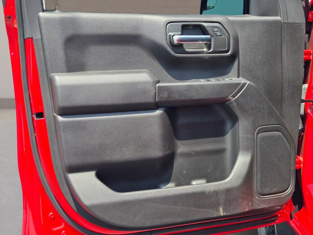 Used 2023 Chevrolet Silverado 1500 Custom Trail Boss w/ LPO, Dark Essentials Package AWD/4WD image 19