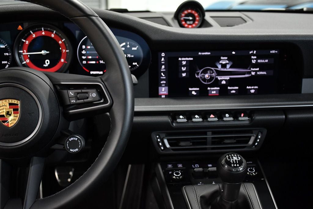 Used 2021 Porsche 911 Carrera S RWD image 45