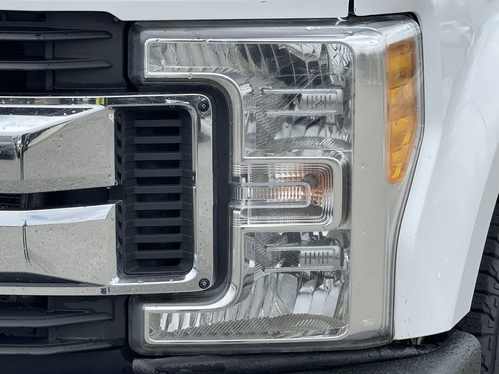 Used 2017 Ford F350 XLT AWD/4WD image 13