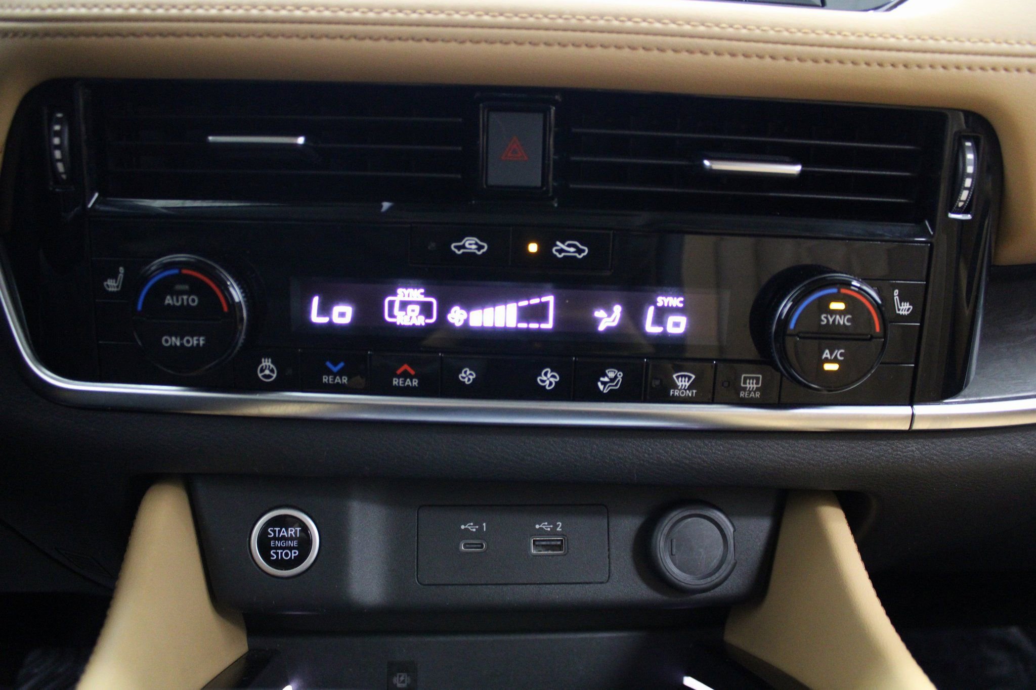 Used 2023 Nissan Rogue Platinum w/ Platinum Premium Package AWD/4WD image 41