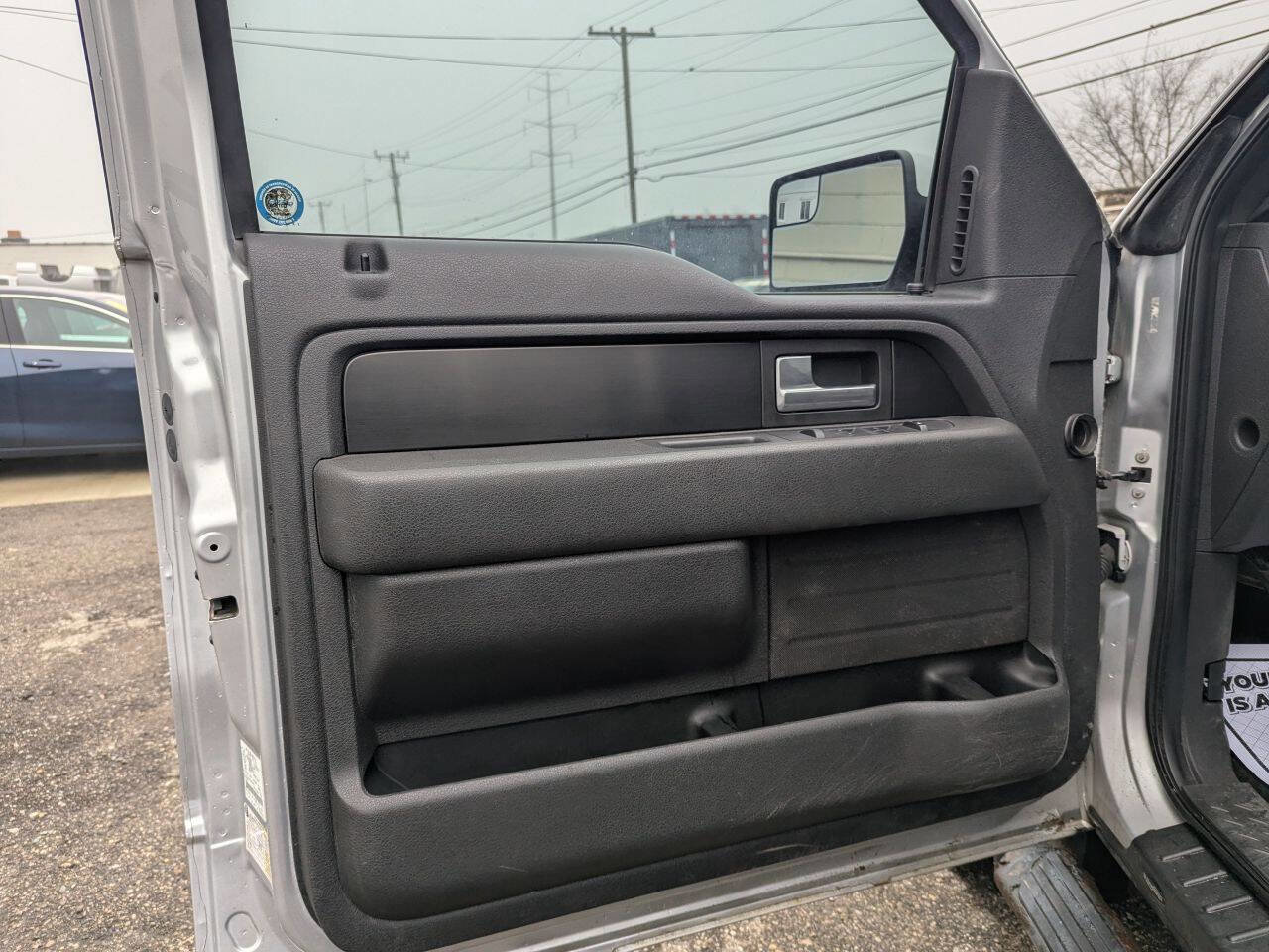 Used 2013 Ford F150 FX4 w/ FX Appearance Pkg image 12