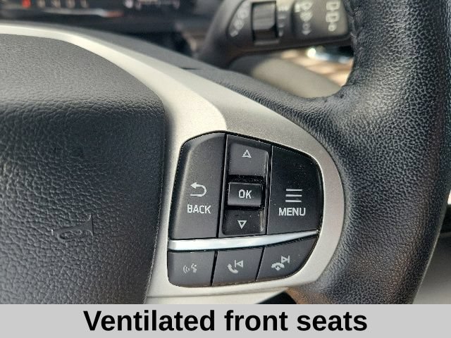 Used 2023 Ford Explorer Limited w/ Equipment Group 301A RWD image 13