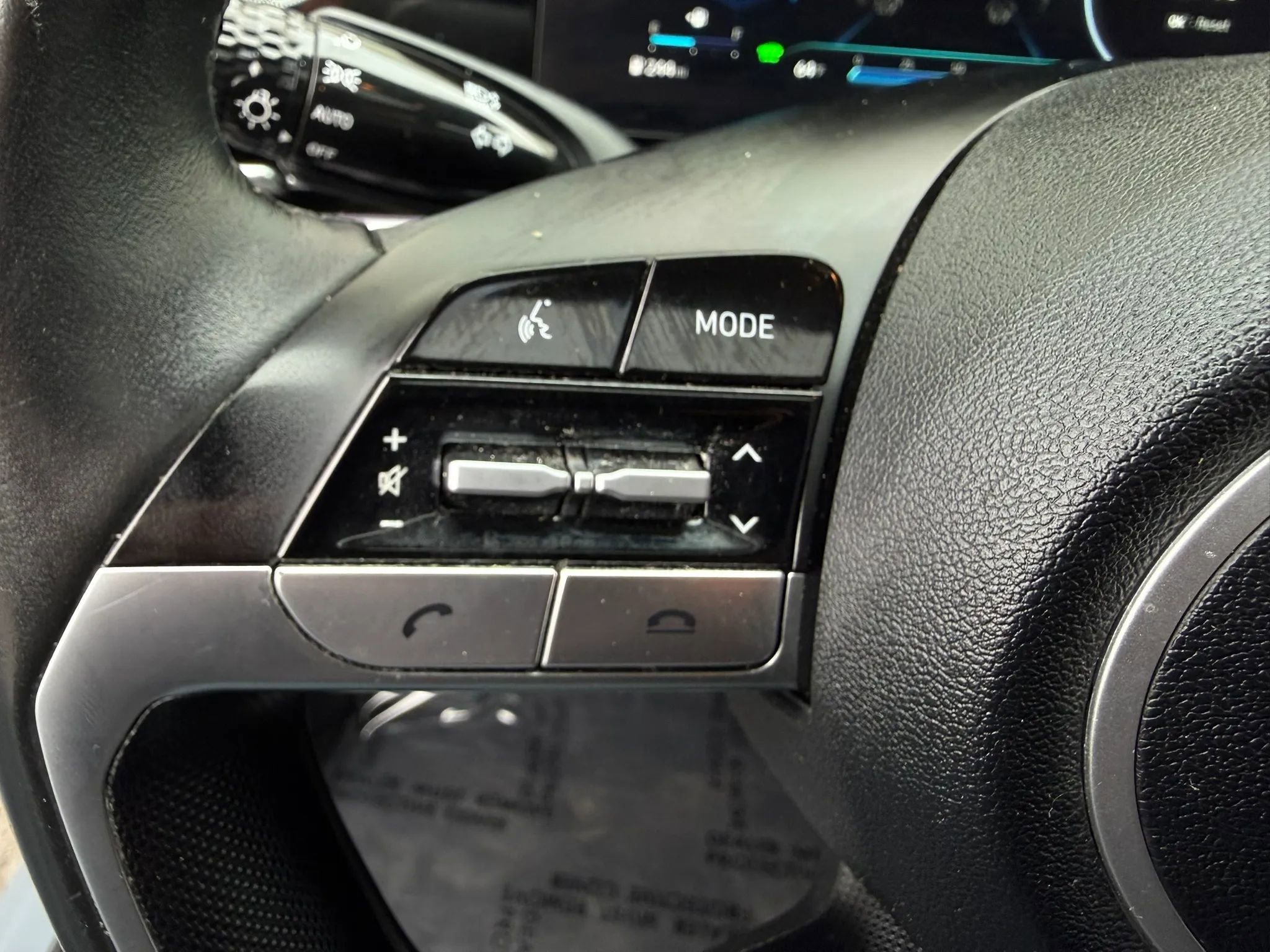 Used 2021 Hyundai Elantra Limited w/ Cargo Package FWD image 33