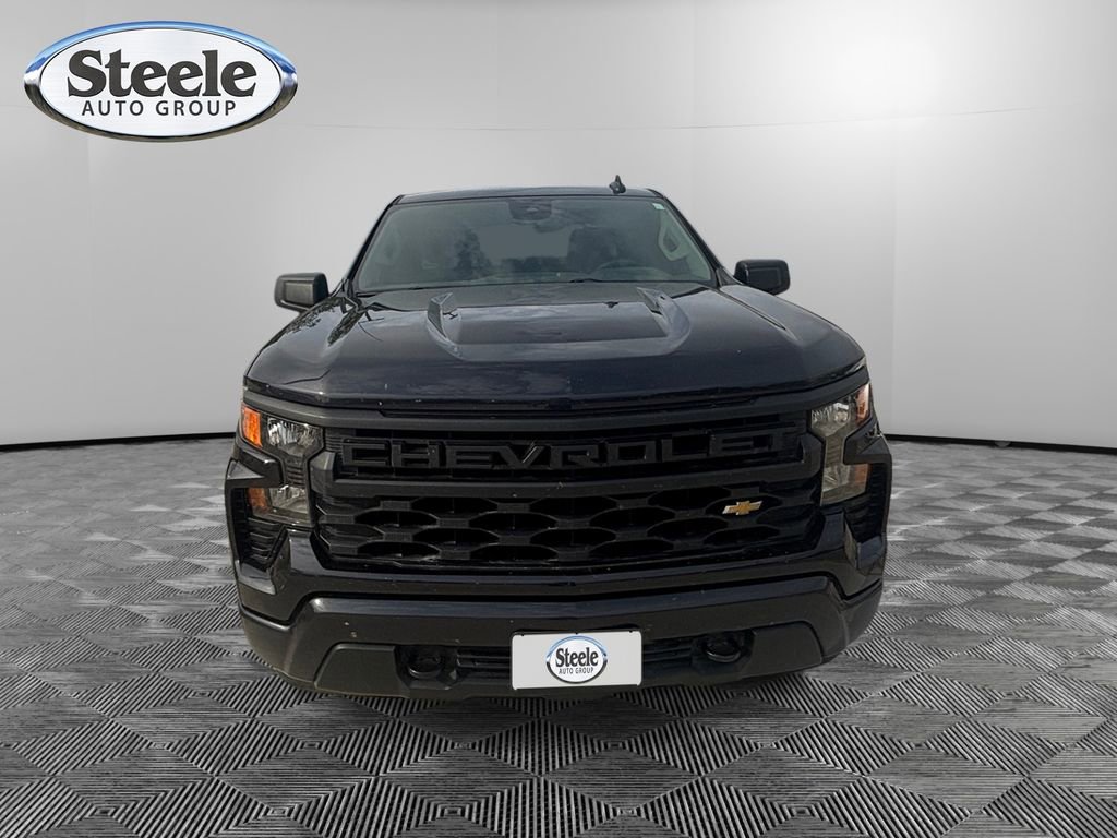 Used 2023 Chevrolet Silverado 1500 Custom image 8