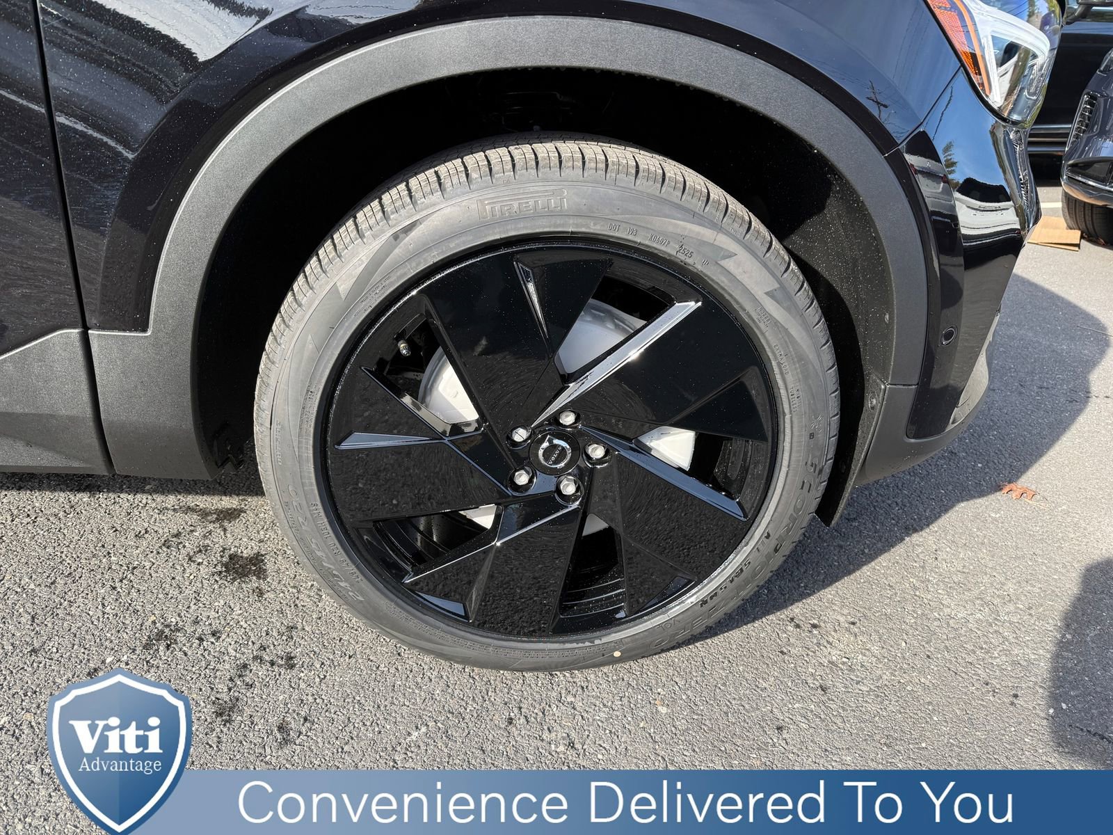 New 2026 Volvo XC40 B5 Ultra w/ Protection Package Premier image 10