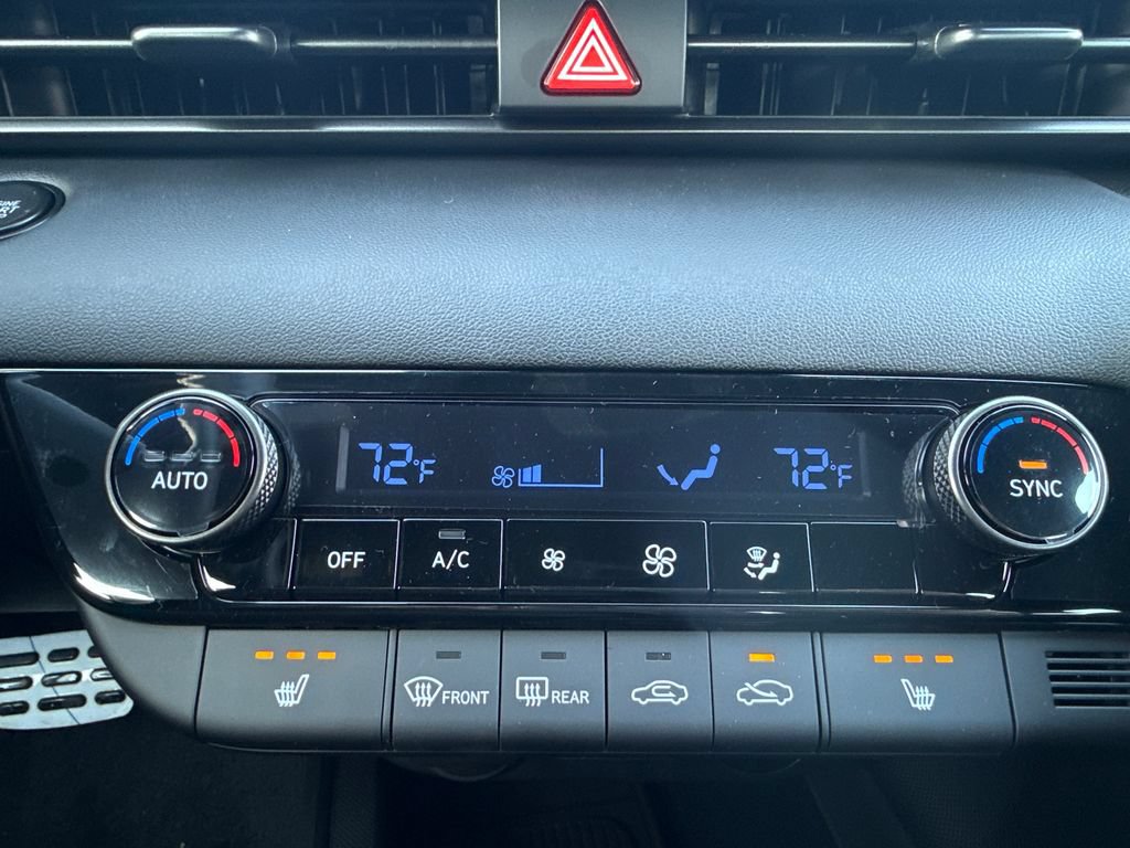 Certified 2026 Hyundai Elantra SEL Sport Premium FWD image 25
