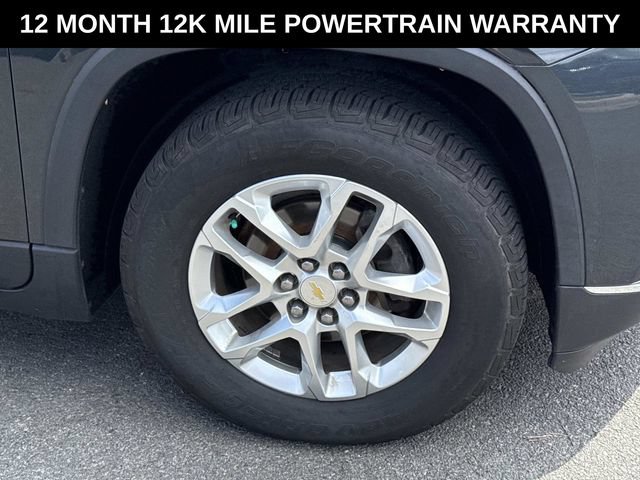 Used 2020 Chevrolet Traverse LT w/ Driver Confidence II Package AWD/4WD image 4