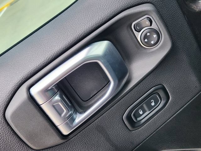 Used 2024 Jeep Gladiator Mojave w/ Convenience Group AWD/4WD image 22