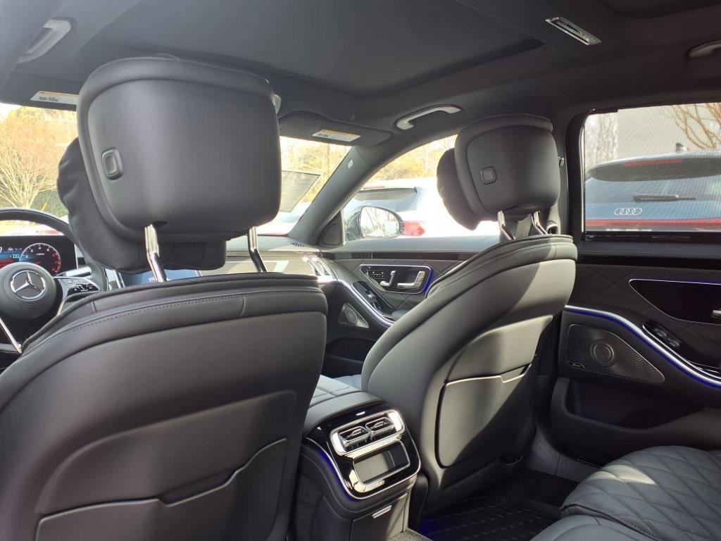 New 2025 Mercedes-Benz S 500 4MATIC image 10