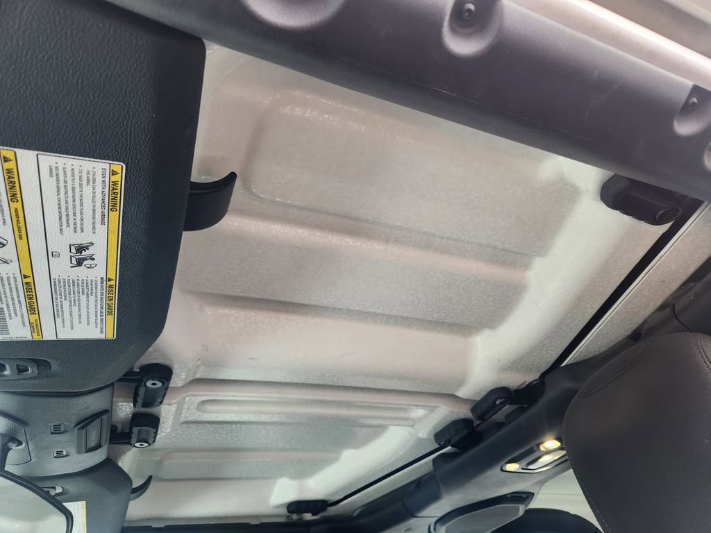 Used 2020 Jeep Wrangler Sport image 25