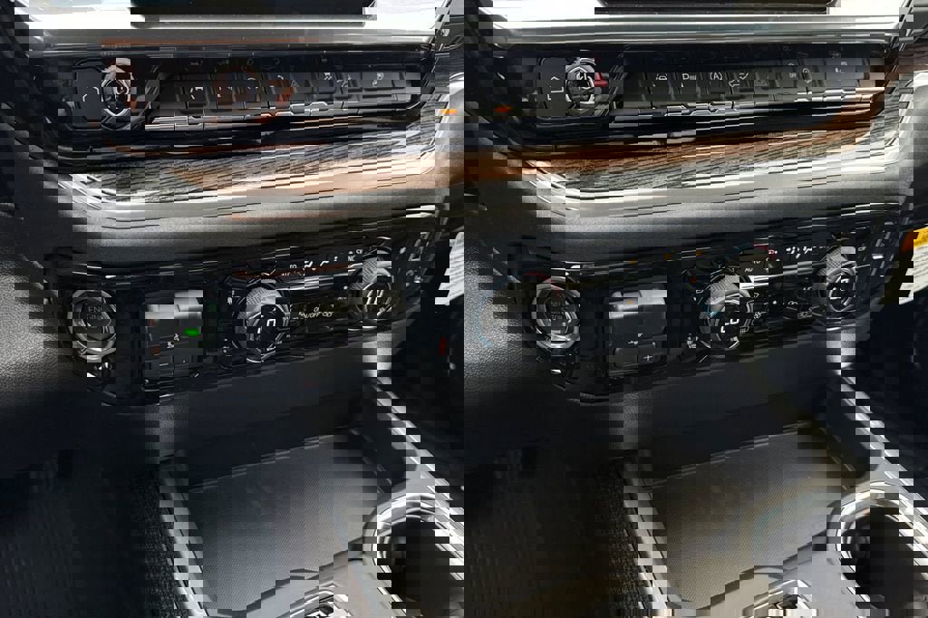 New 2026 Chevrolet Silverado 1500 LT Trail Boss w/ LT Trail Boss Premium Package image 20