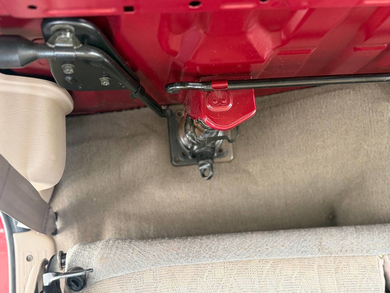 Used 2002 Toyota Tacoma 2WD Regular Cab image 76