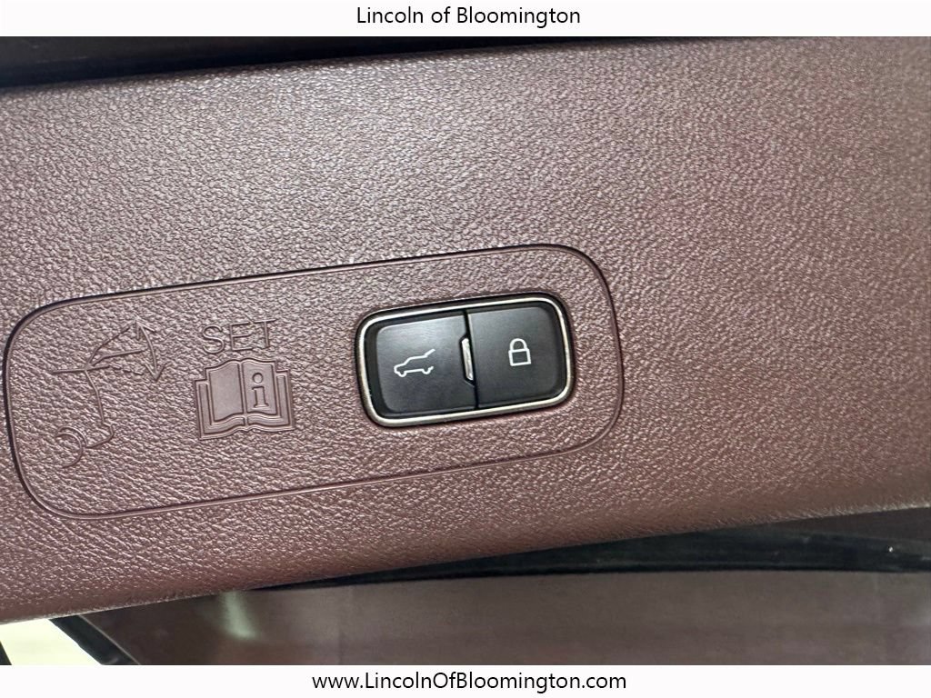 Certified 2023 Lincoln Aviator Black Label w/ Dynamic Handling Package AWD/4WD image 25