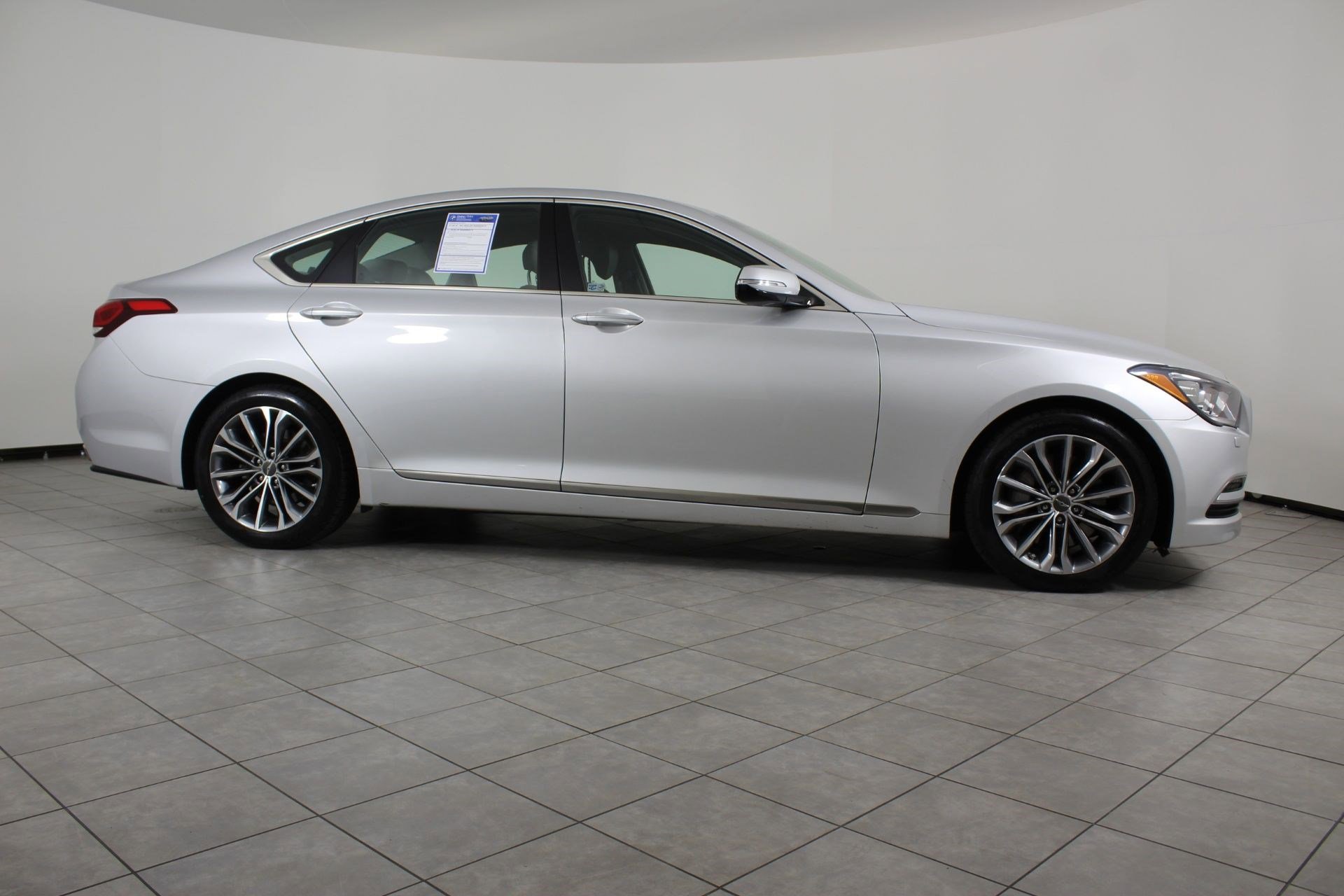Used 2015 Hyundai Genesis 3.8 image 8