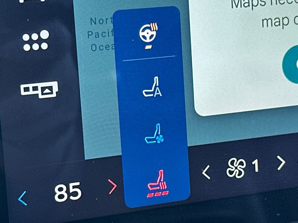 Used 2025 Lincoln Navigator Reserve image 33