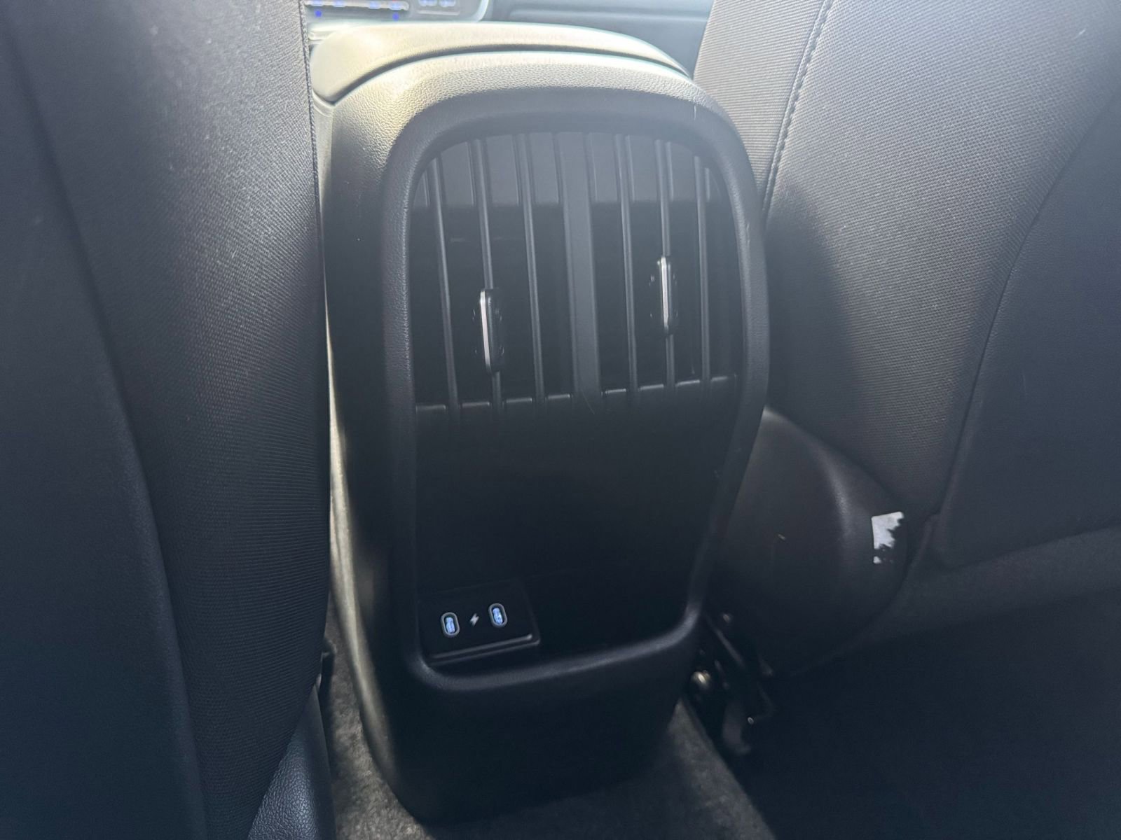 Used 2025 Hyundai Kona SEL image 24