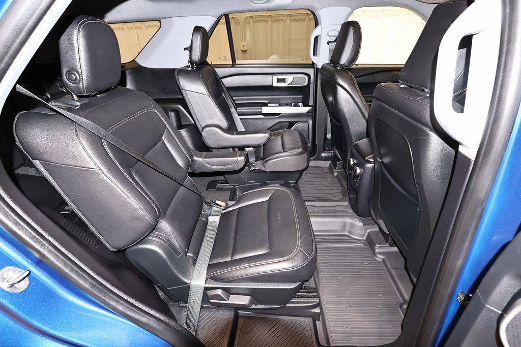 Certified 2020 Ford Explorer XLT w/ Equipment Group 202A image 20