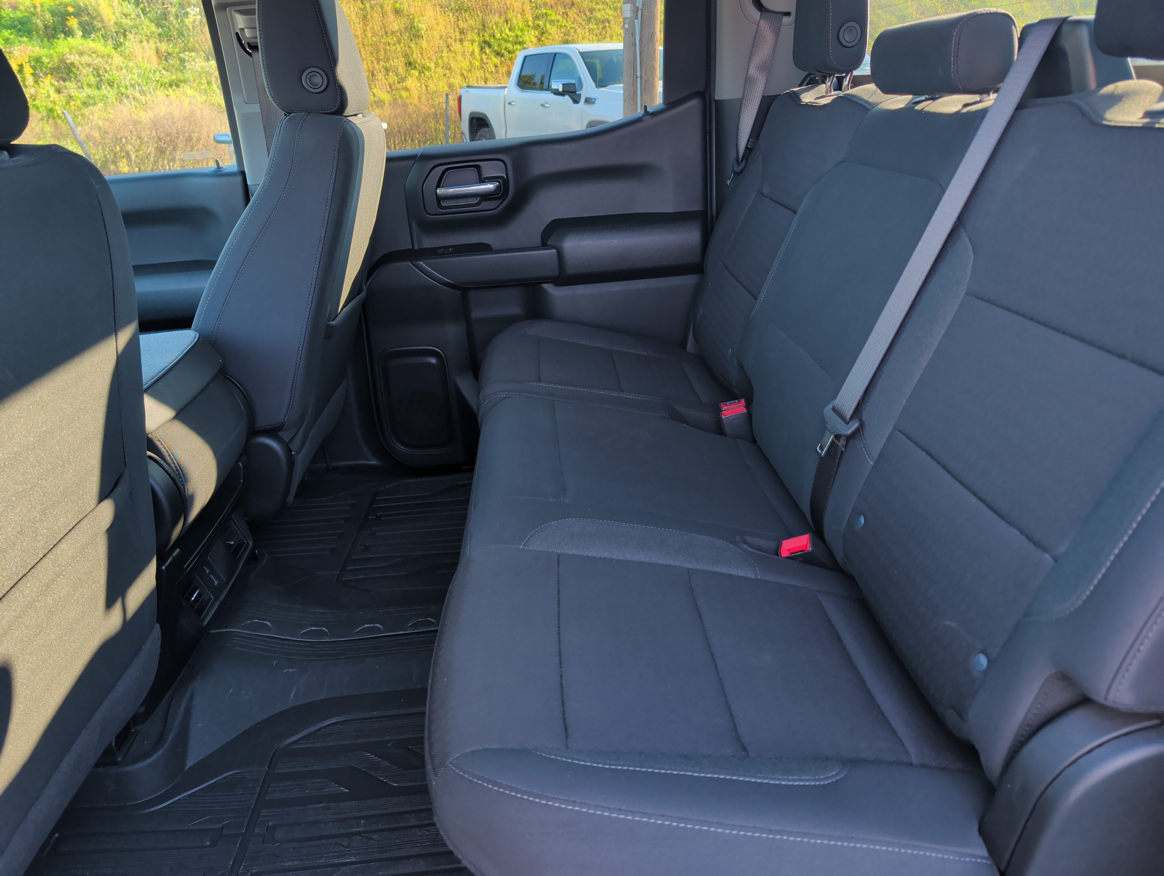 Used 2024 Chevrolet Silverado 1500 Custom w/ Rally Edition AWD/4WD image 13