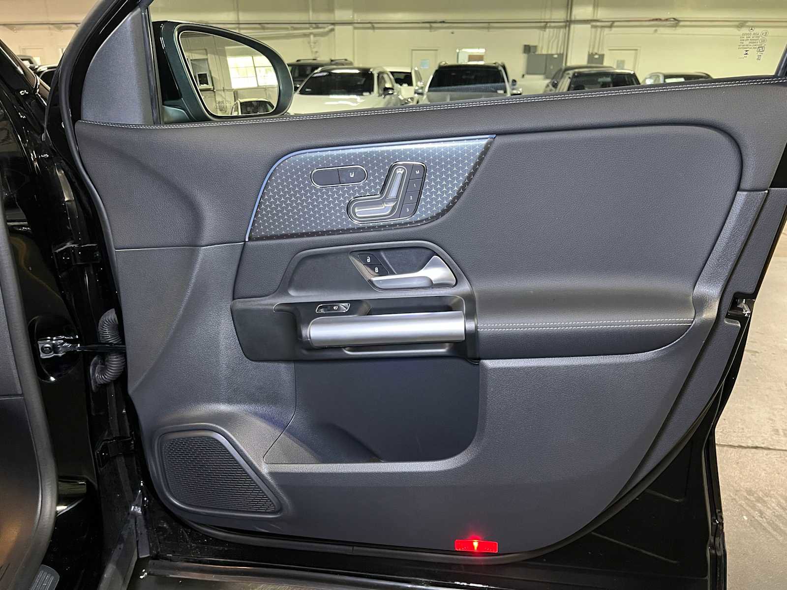 Certified 2025 Mercedes-Benz GLA 250 4MATIC image 10