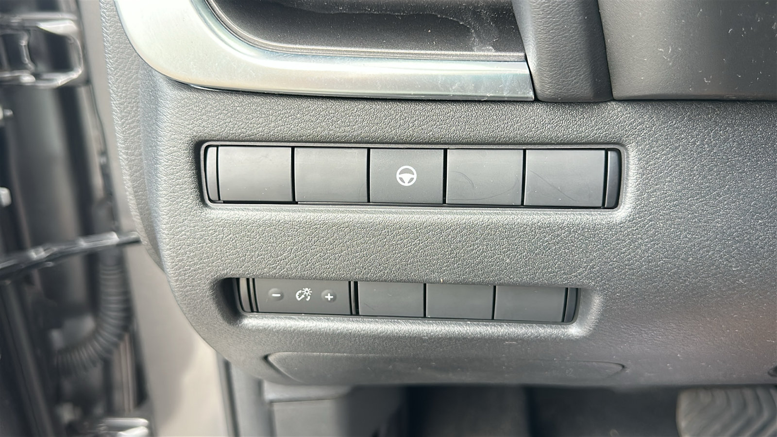 Certified 2023 Nissan Rogue SV AWD/4WD image 13