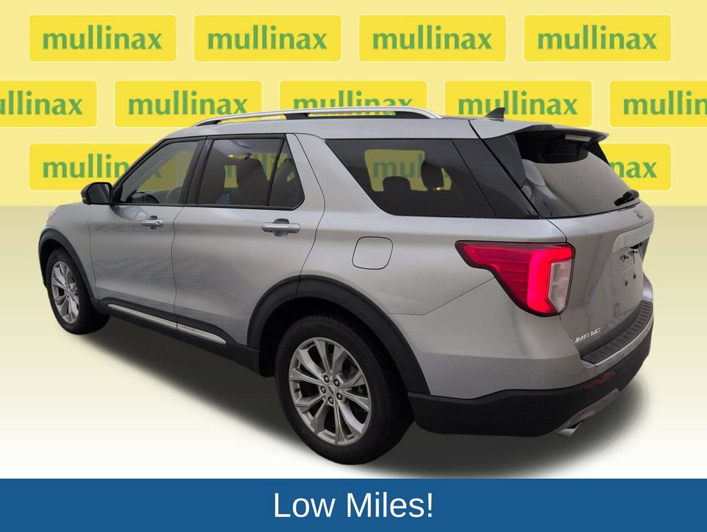 Used 2023 Ford Explorer Limited w/ Equipment Group 301A RWD image 8