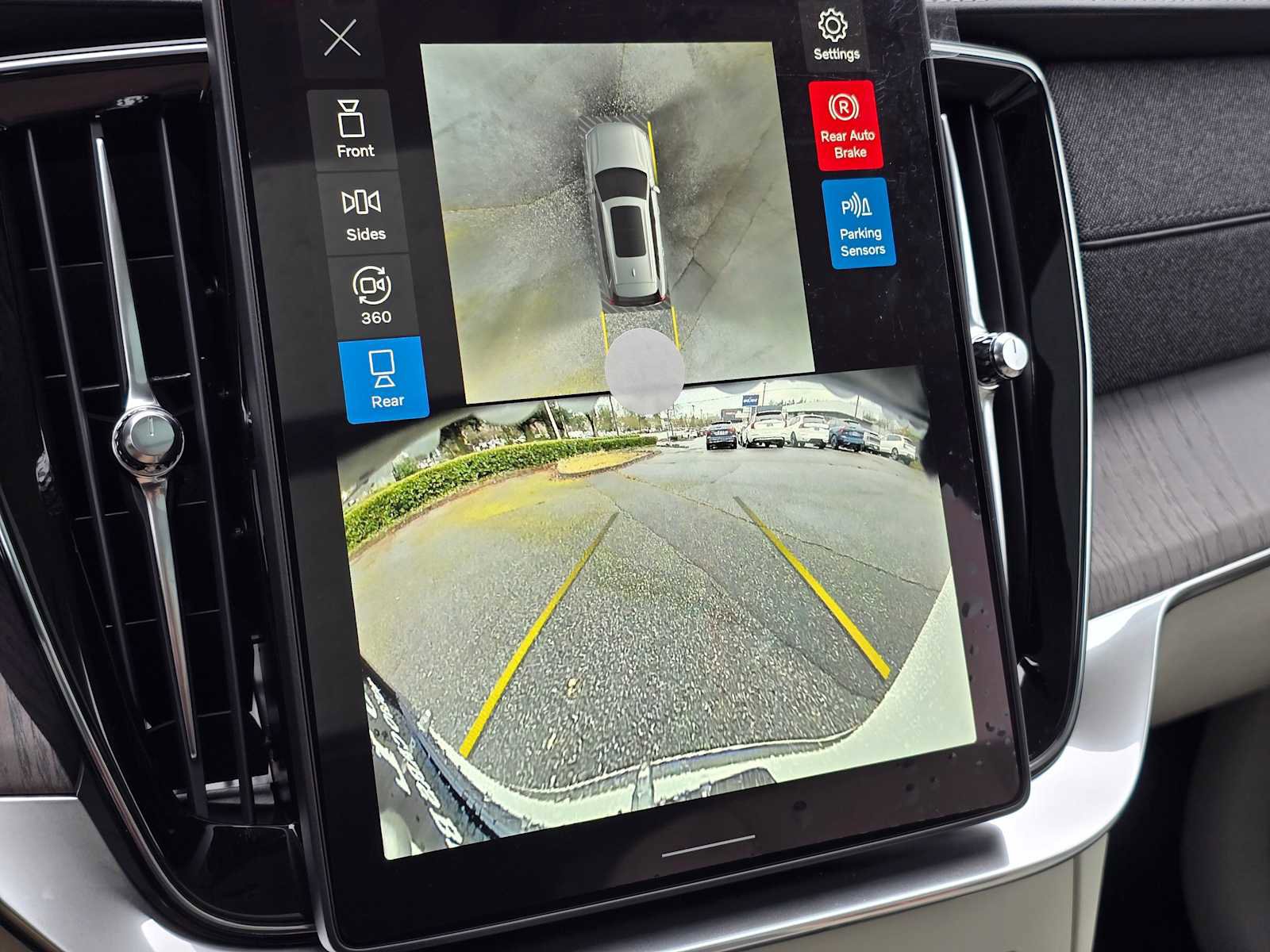 New 2026 Volvo XC90 T8 Ultra w/ Lounge Package image 29