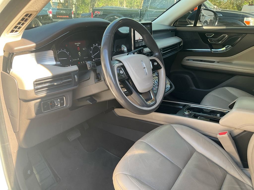 Used 2020 Lincoln Corsair FWD w/ Premium Package image 15