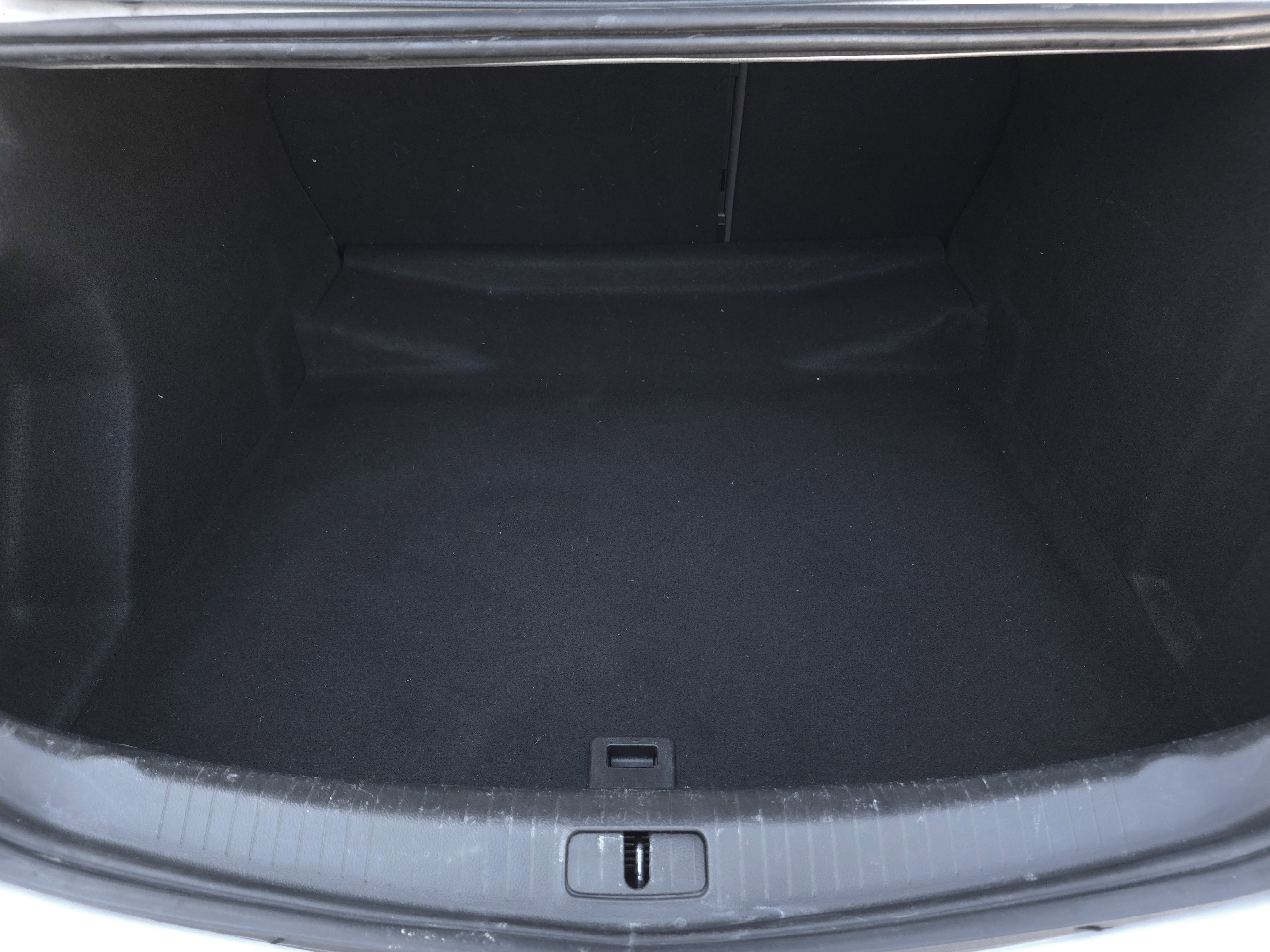 Used 2017 Buick Regal Sport Touring image 30