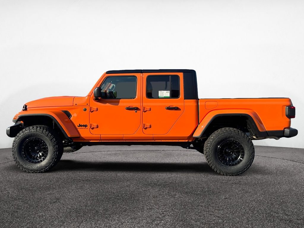 New 2025 Jeep Gladiator Sport image 2