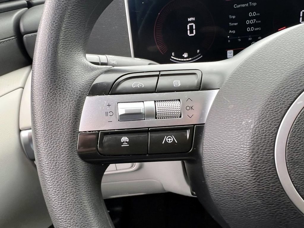 Certified 2025 Hyundai Tucson SE AWD/4WD image 26