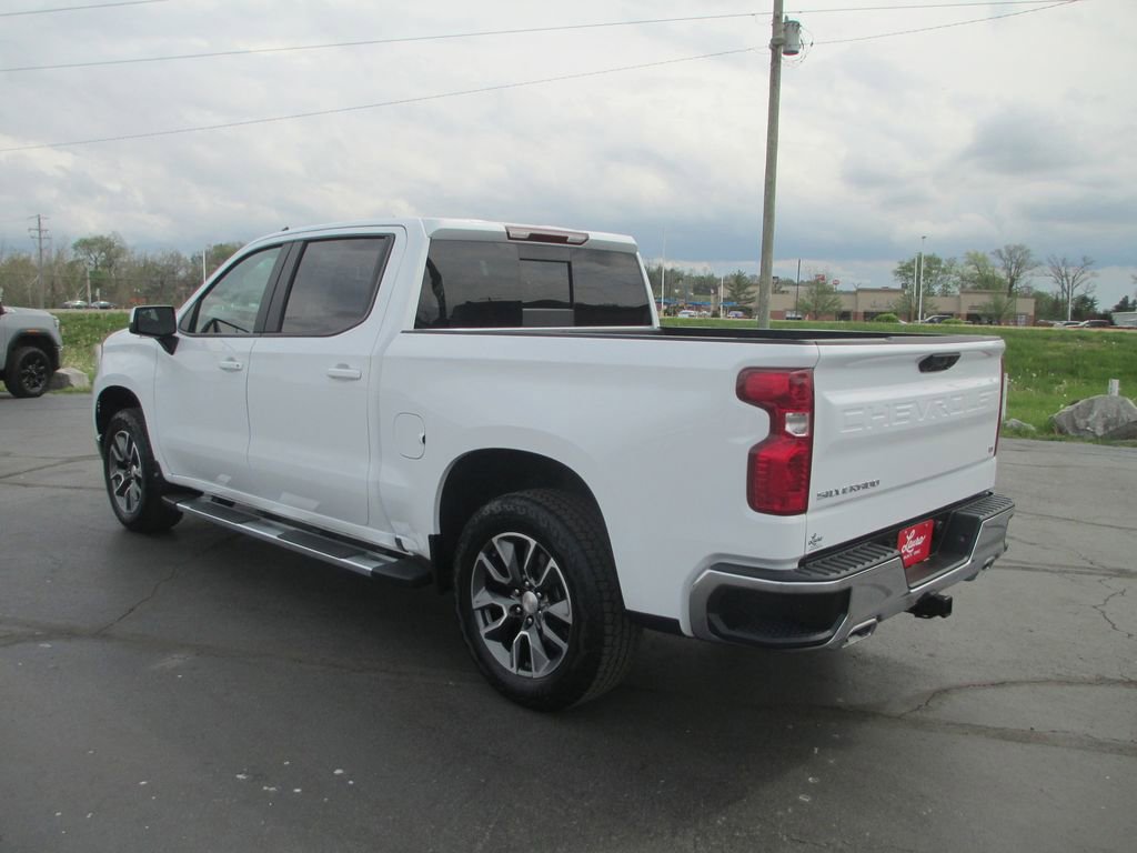 Used 2025 Chevrolet Silverado 1500 LT AWD/4WD image 8