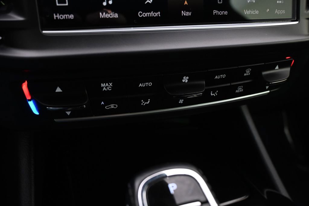 Used 2021 Maserati Levante GranSport image 37