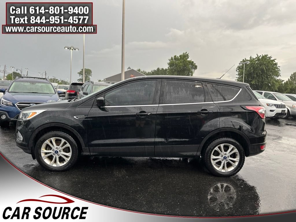 Used 2017 Ford Escape SE AWD/4WD image 4