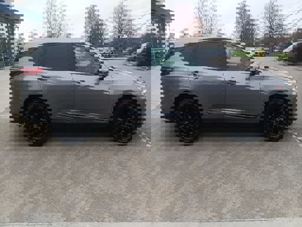 Used 2025 Acura RDX SH-AWD image 7