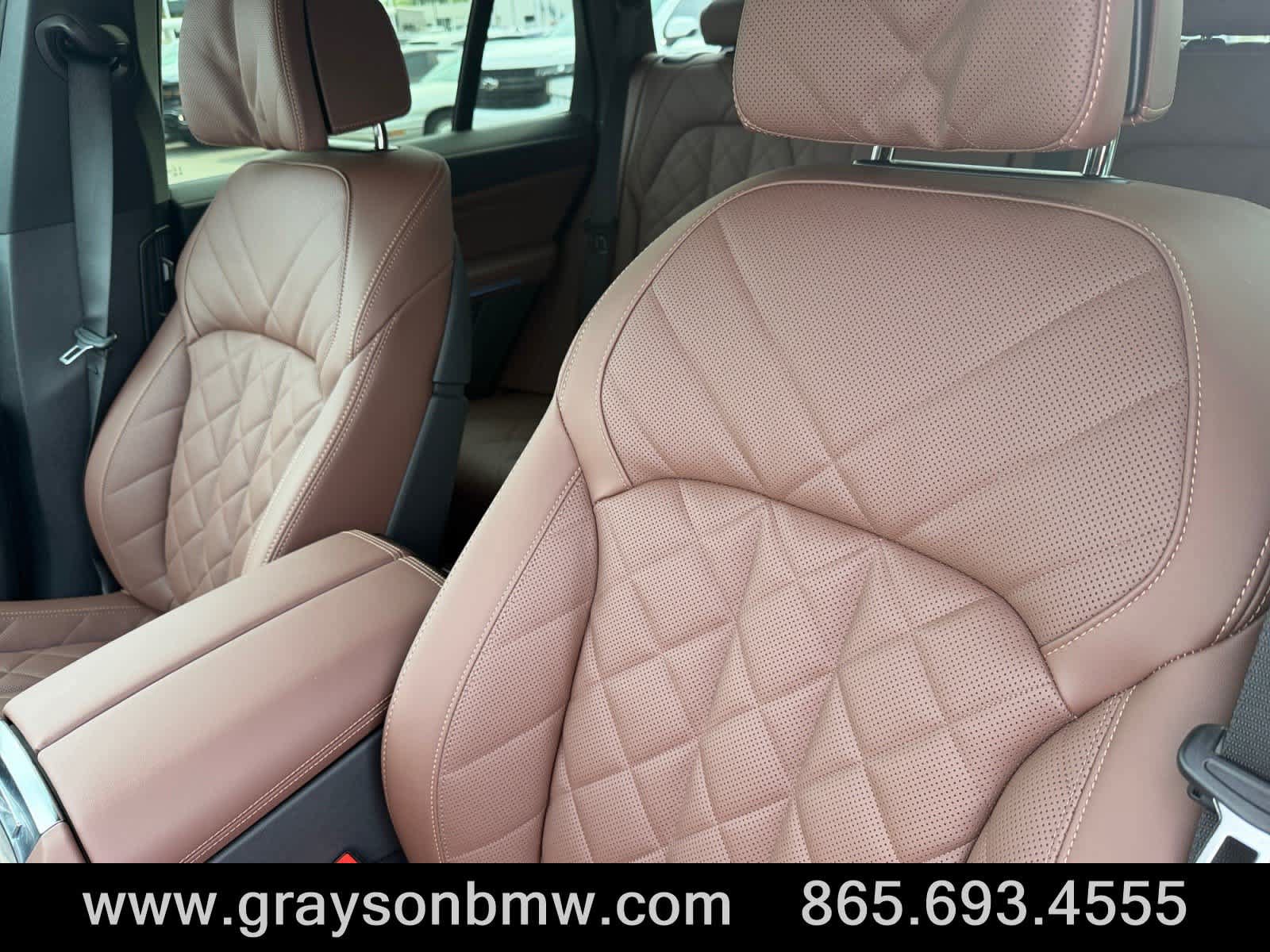 Used 2026 BMW X5 xDrive50e w/ M Sport Package AWD/4WD image 13