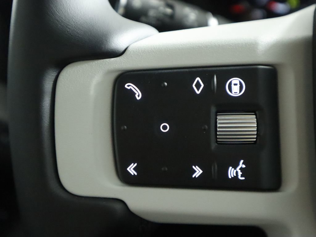 New 2026 Land Rover Defender 110 S image 12