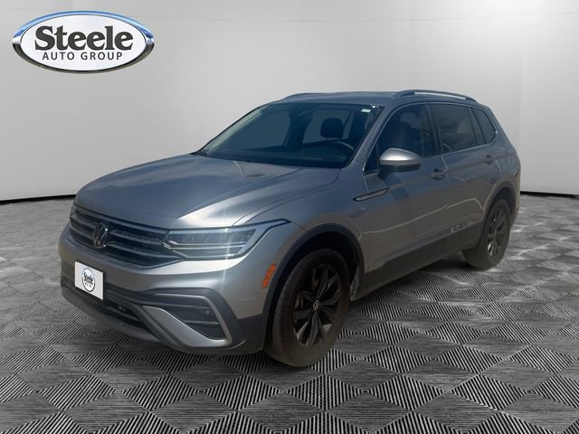 New 2024 Volkswagen Tiguan SE image 1