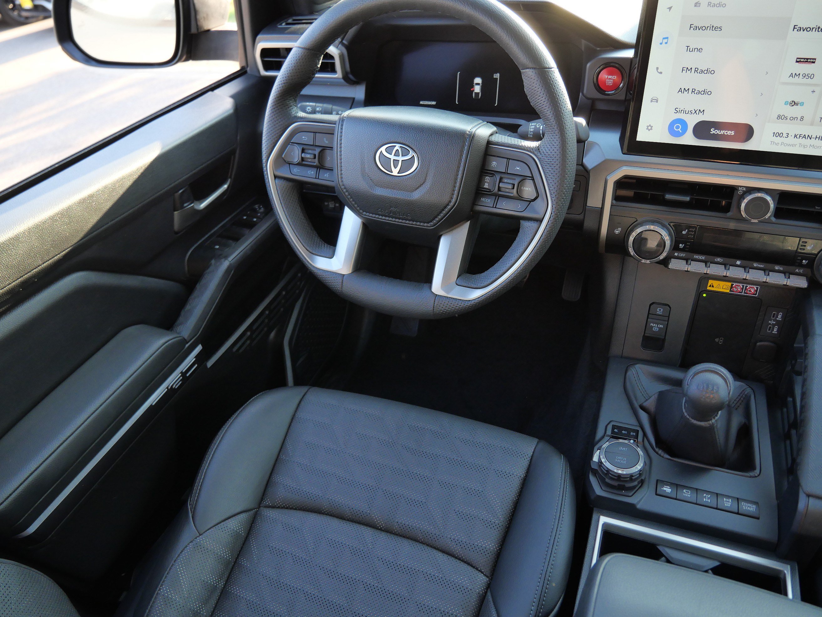 Used 2024 Toyota Tacoma TRD Off-Road w/ TRD Off Road Premium Package AWD/4WD image 9
