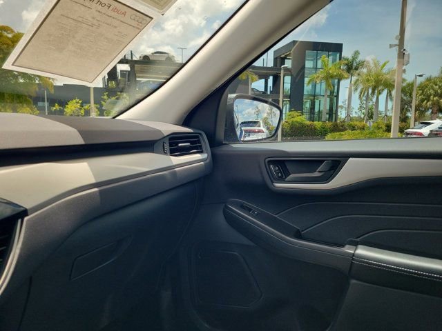 Used 2022 Ford Escape SE w/ Convenience Package AWD/4WD image 29